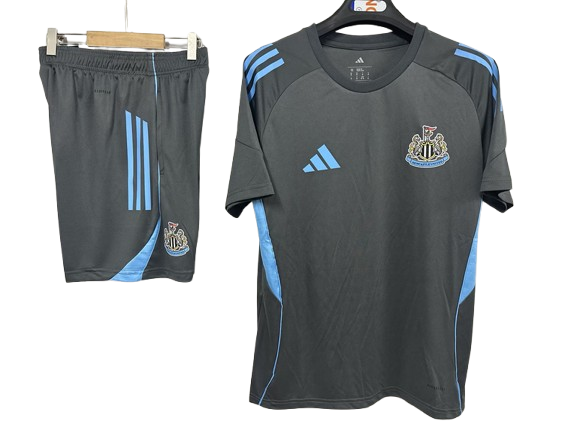 Conjunto de Entrenamiento Newcastle United Football Club 2025/26