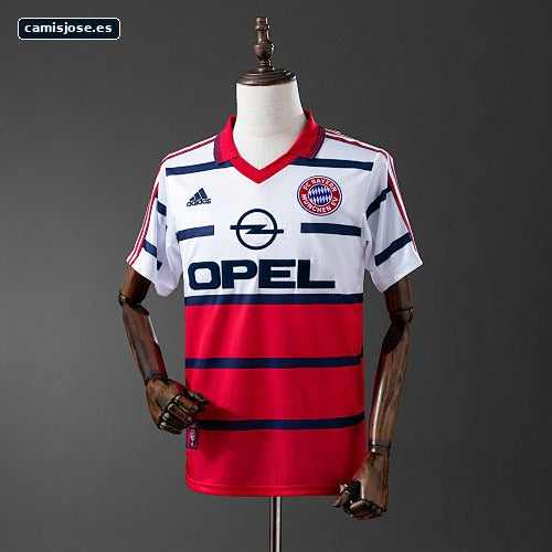 Bayern Munich 1998/00 visitante retro