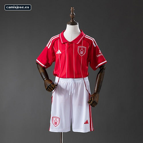 Nottingham Forest 25/26 Camiseta local infantil Talla: 16-28