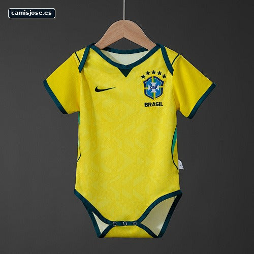Brasil 26/27 Camiseta bebé local talla 9/12
