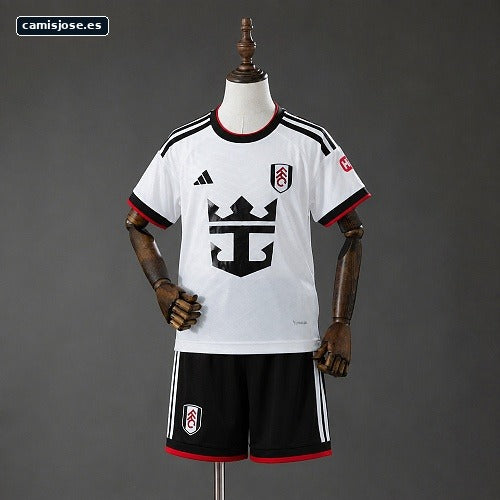 Fulham 26/27 equipación infantil local talla 16-28