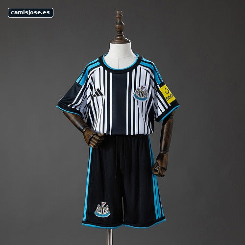Newcastle United 26/27 local infantil camiseta talla 16-28