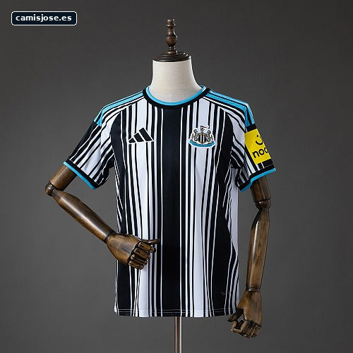 Newcastle United 26/27 local camiseta S-XL