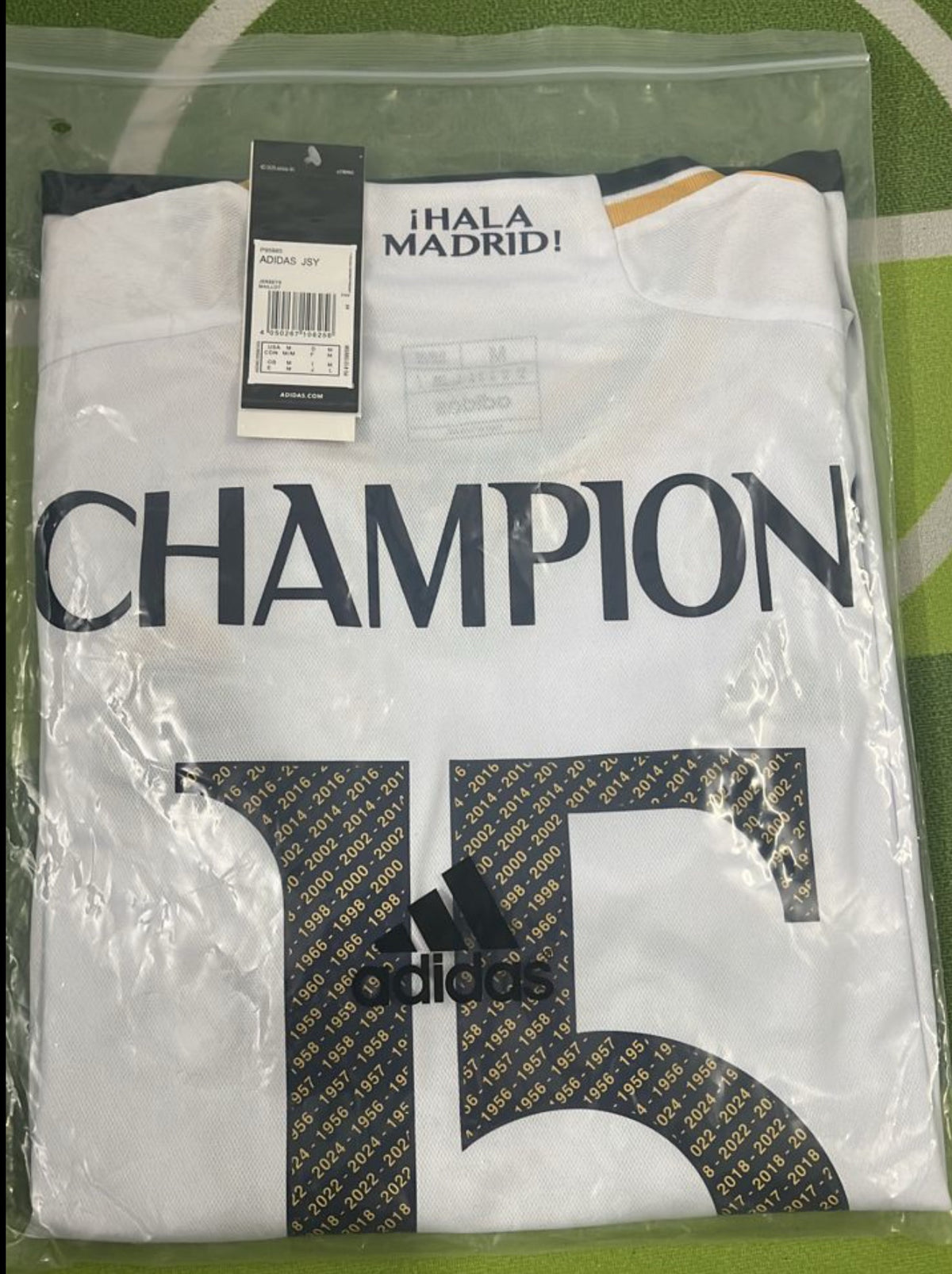 Camiseta Real Madrid 'Especial 15 Champions'