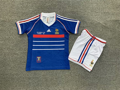 98 Retro Local Infantil Francia