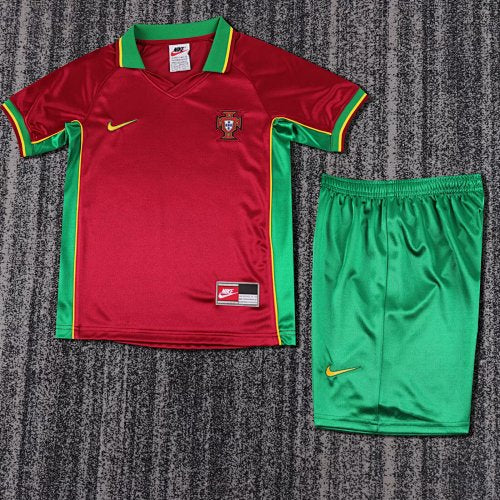 1998 Retro Infantil Portugal Local