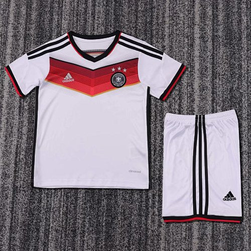 2014 Retro Infantil Alemania Local