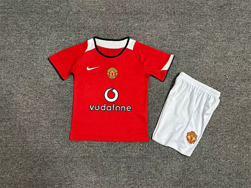 04-06 Retro Infantil Manchester United