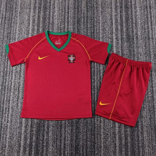2006 Retro Infantil Portugal Local