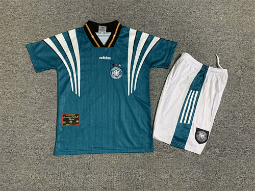 96 Retro Visitante Infantil Alemania